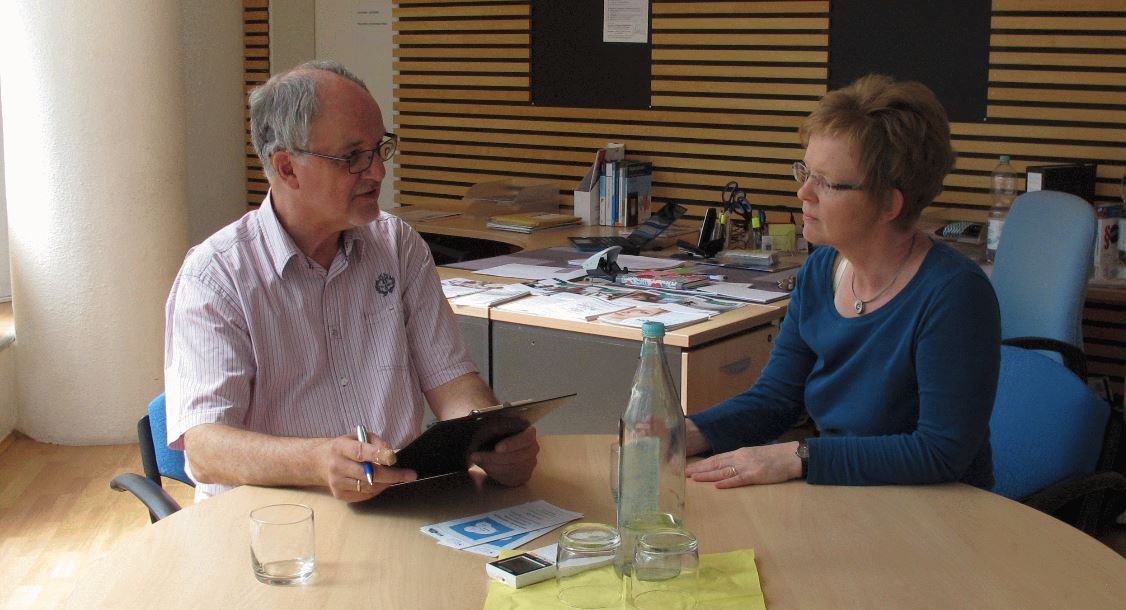 Kölner Beratungsstelle (links Norbert Böttges und rechts Anke Böhmer-Tillmann (Bildquelle: EUTB Deutscher Schwerhörigenbund)